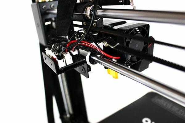 The entire frame is made from metal making it a strong and stable printer